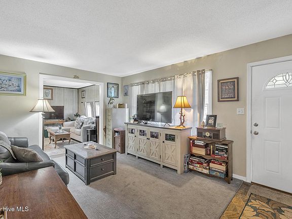 5th image of 107 Wilda Drive