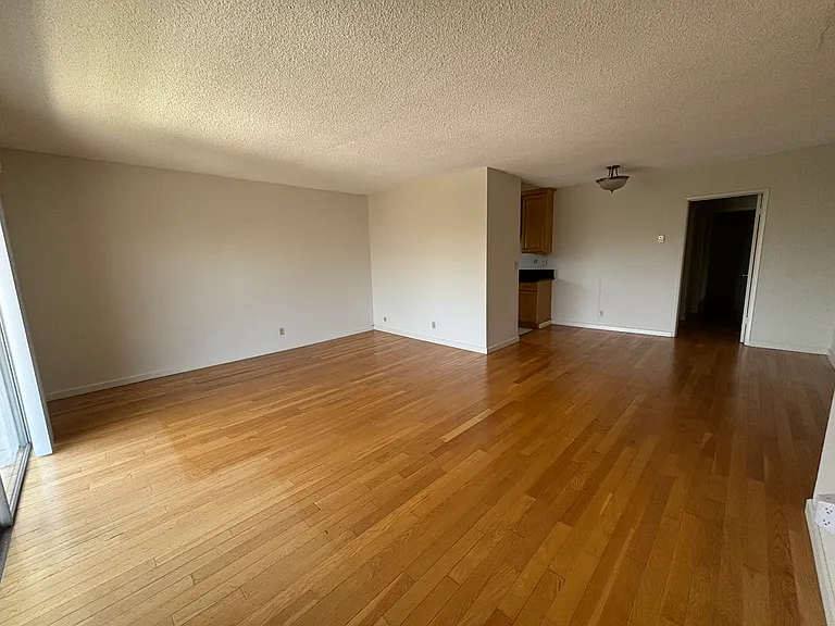 4441 Ponca Ave #H — Photo 14