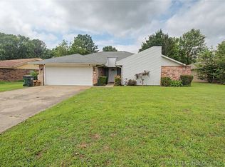 109 Foltz Ln, Muskogee, OK 74403