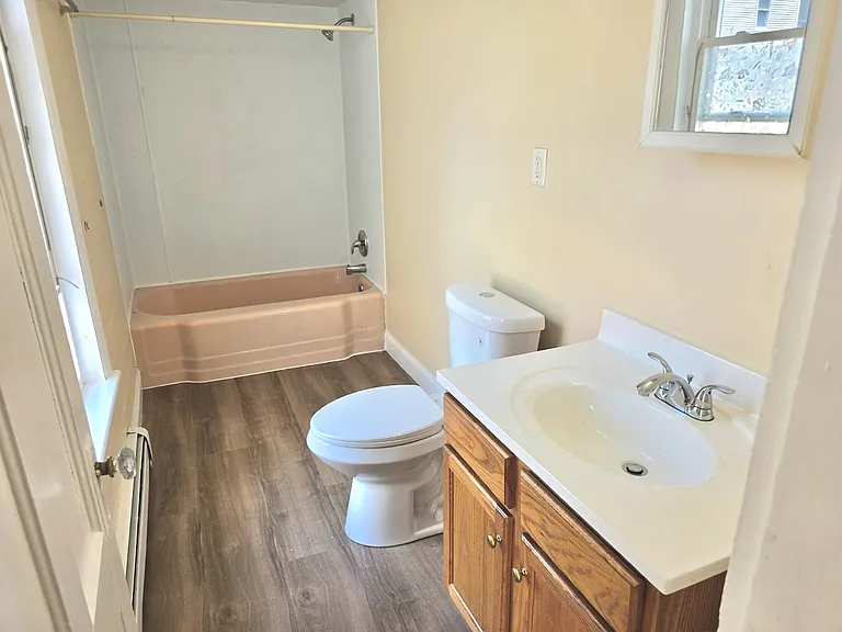 282 Dubuque St #1R — Photo 5