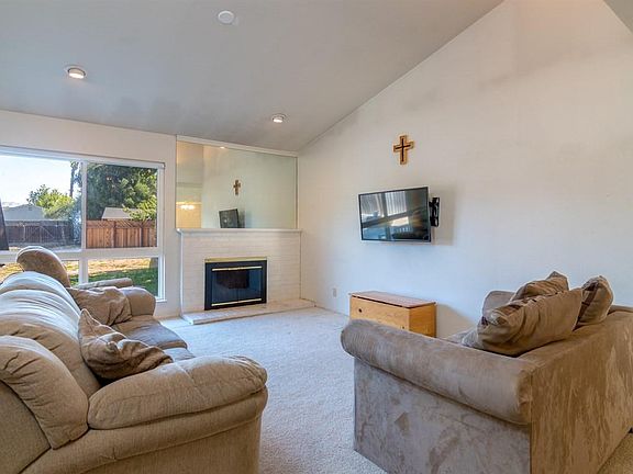 2nd image of 4510 Jonquil Dr