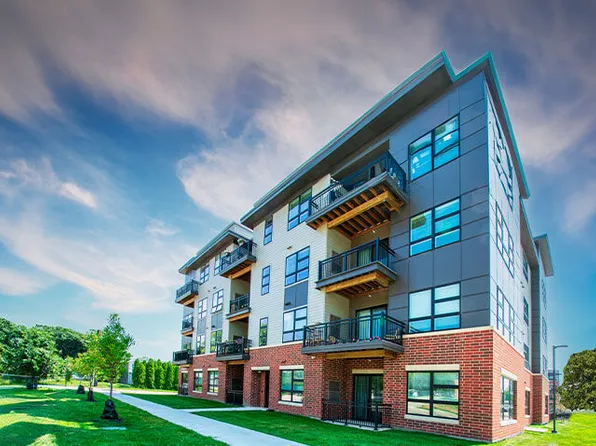 The Landing at 818, 818 W Main St #221, Sun Prairie, WI 53590