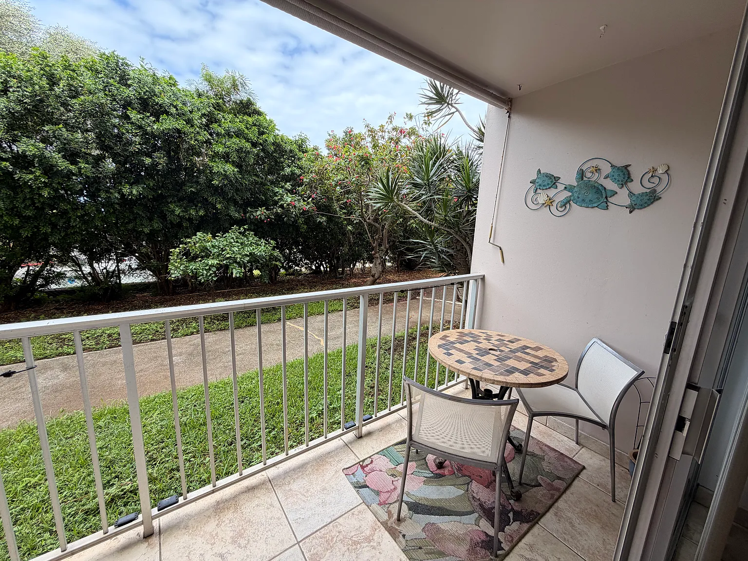 75-5766 Kuakini Hwy — Photo 1