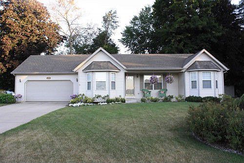 1st image of 2721 Green Oak Ln