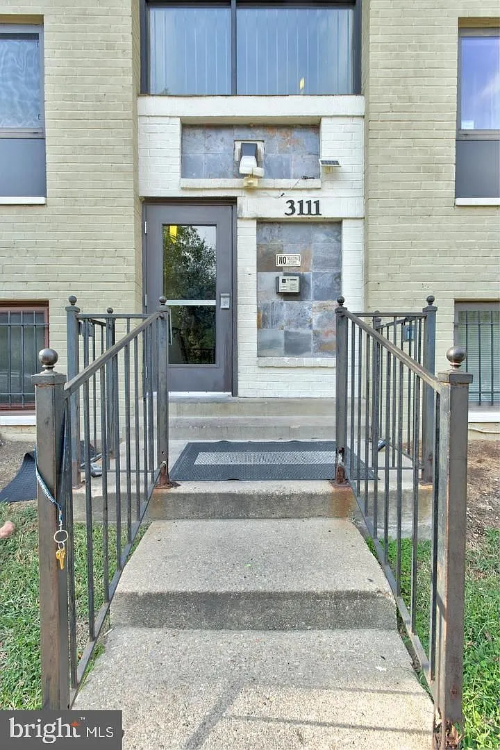 Beautiful 1bd 1 bath Condo — Photo 2