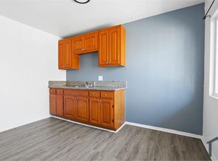 1112 W 94th St #5, Los Angeles, CA 90044