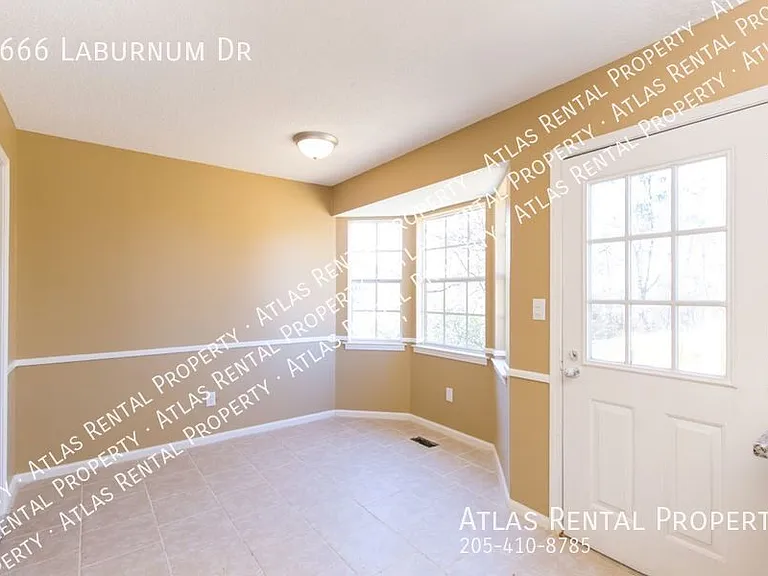 2666 Laburnum Dr — Photo 13
