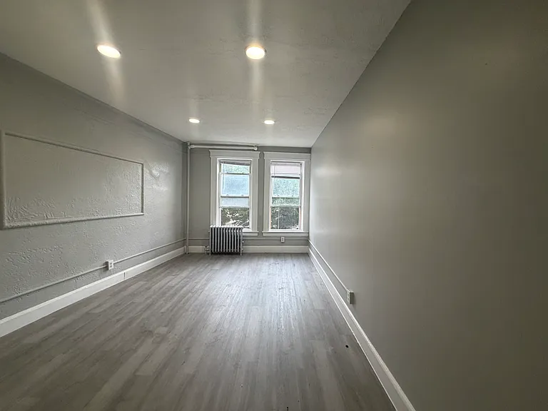 Tower View Apartments — Photo 6