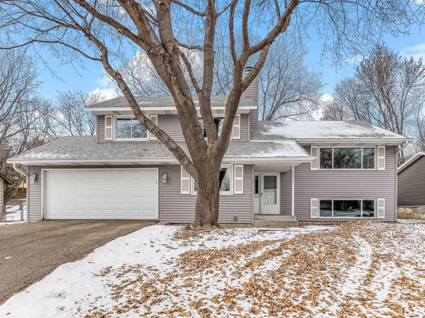 2549 Stark St, Little Canada, MN 55117