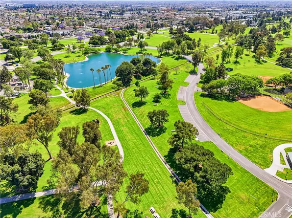 16805 Mount Eden St, Fountain Valley, CA 92708