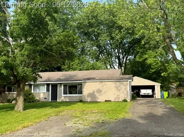 1991 Swaranne Dr, West Bloomfield, MI 48324