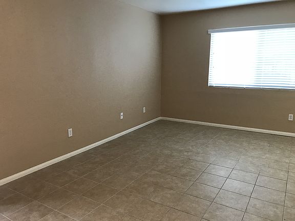 5th image of 2954-2944 F St #54-07