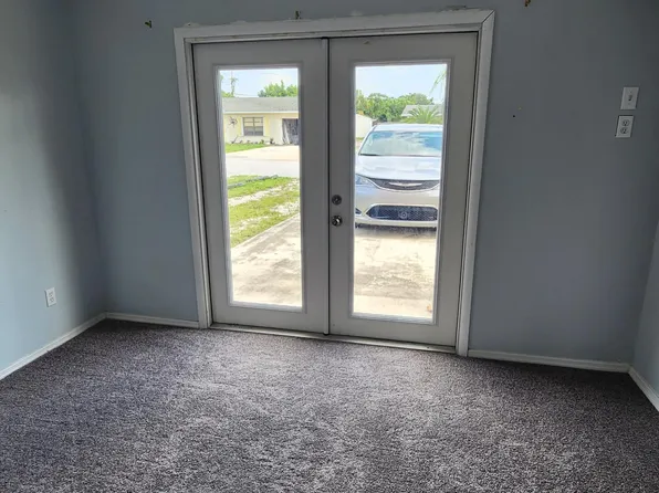 2802 NE Spruce Ridge Ave, Jensen Beach, FL 34957