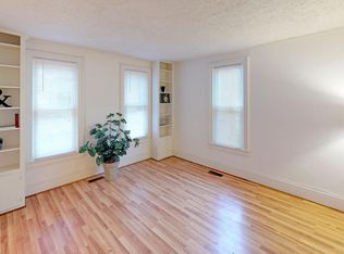 517 W Edwards St, Springfield, IL 62704