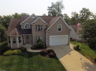 2440 Findlay Cir NW, Uniontown, OH 44685