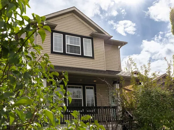 196 N Eversyde Cir SW, Calgary, AB T2Y 4T4