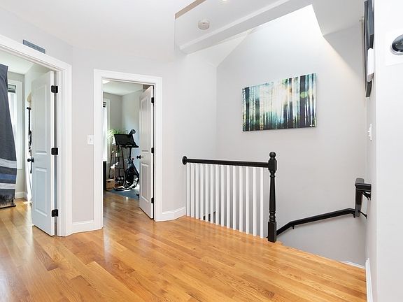 5th image of 60 Eutaw St #Penthouse