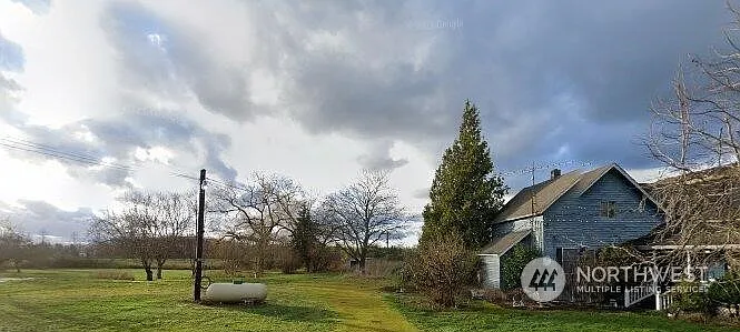 6911 Goodwin Road photo 1