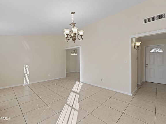 4th image of 3321 Hickman St