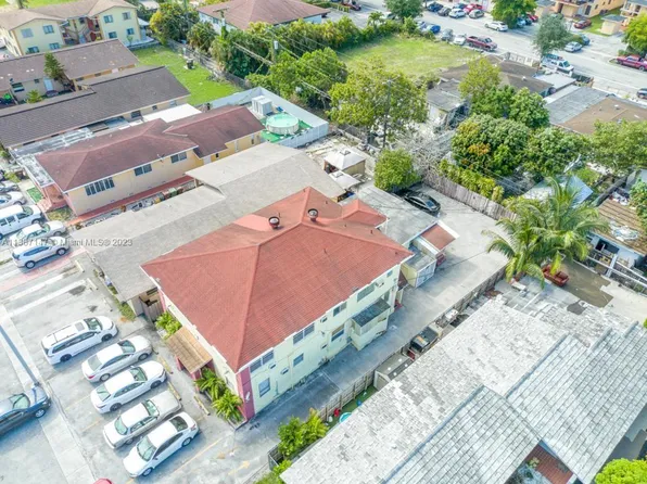 265 E 7th St, Hialeah, FL 33010