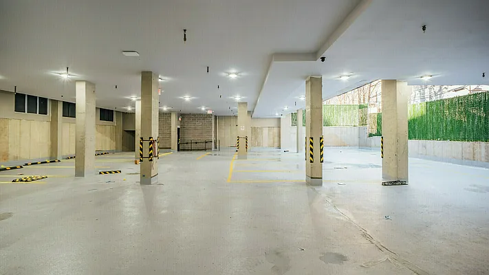 Rented by Nooklyn NYC LLC | media 29