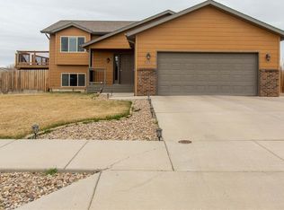 3556 Knuckleduster Rd, Rapid City, SD 57703