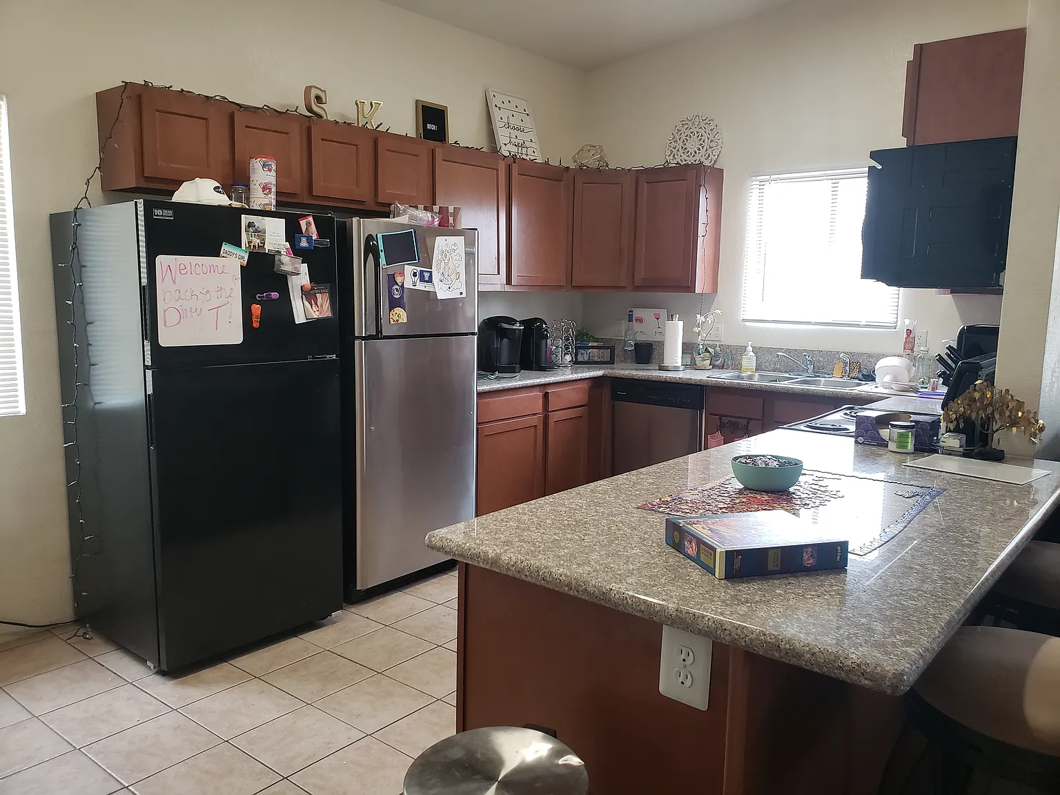 4 bed, 1200 sqft, $3,825 — Photo 3