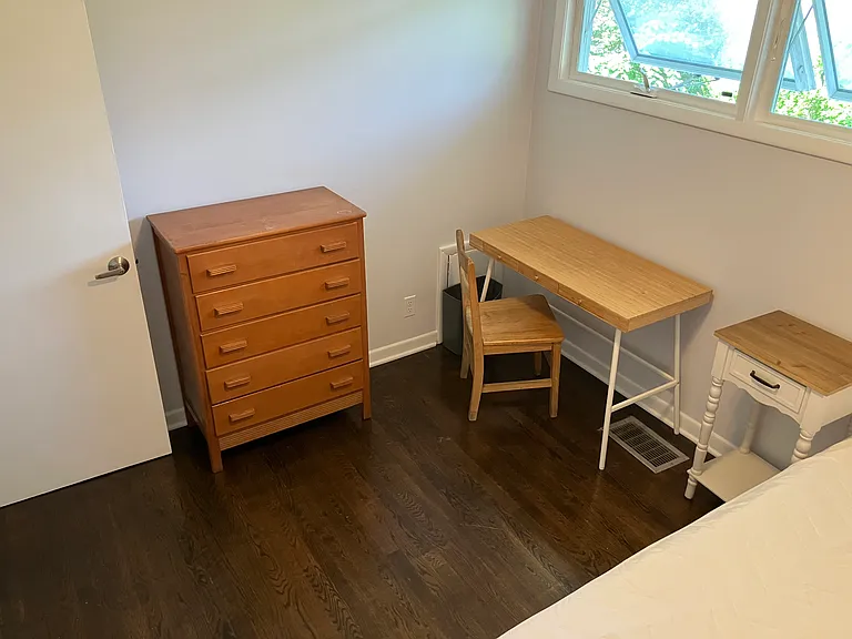 542 Warren Rd #4 — Photo 11