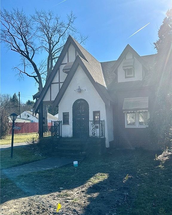1st image of 16016 S Lotus Dr