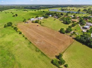 676 Shannon Ct, Midlothian, TX 76065