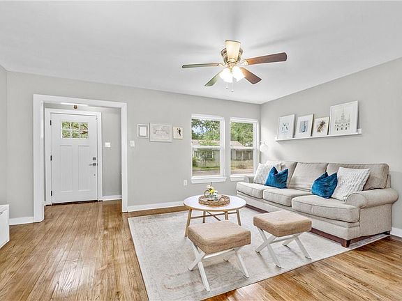 4th image of 409 Bellewood Dr