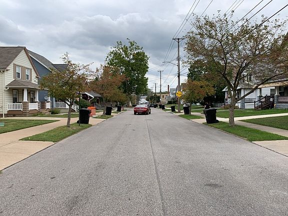 4th image of 3718 Henritze Ave