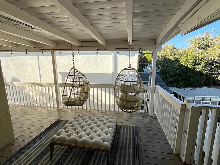 1818 Carmelina Dr — Photo 6