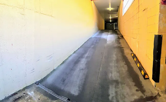 Sold by NextDoor Realty | media 60