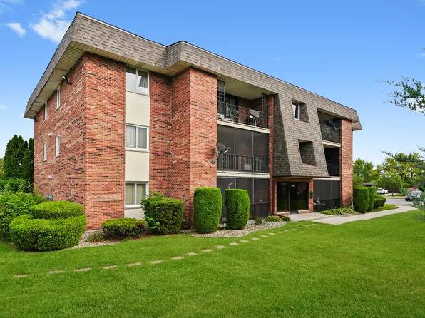 9146 W 140th St APT 3NE, Orland Park, IL 60462