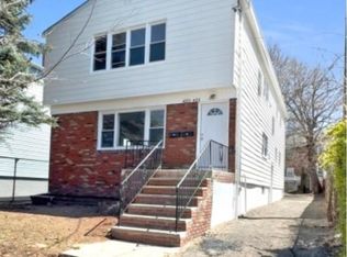 420 Fabyan Pl, Newark, NJ 07112