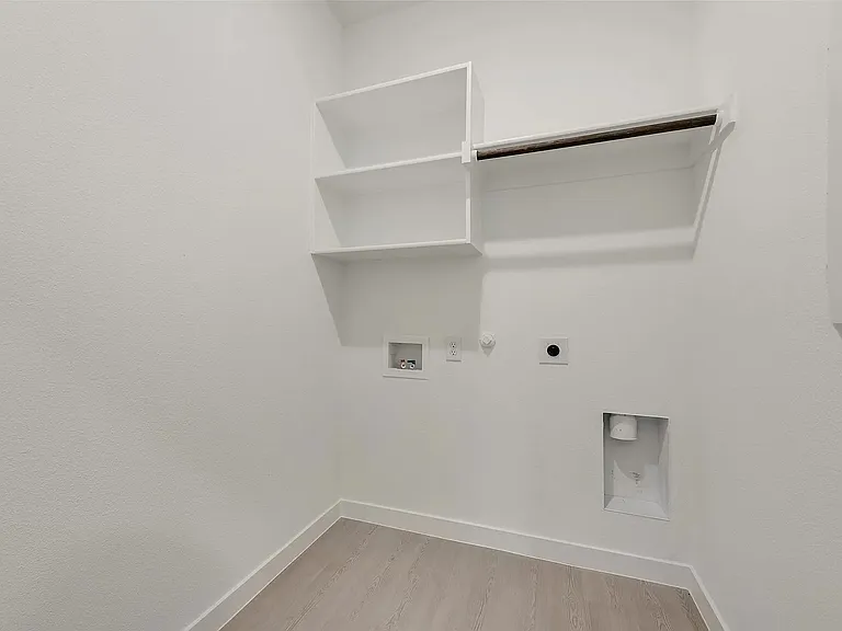 10013 Warlander Dr — Photo 17