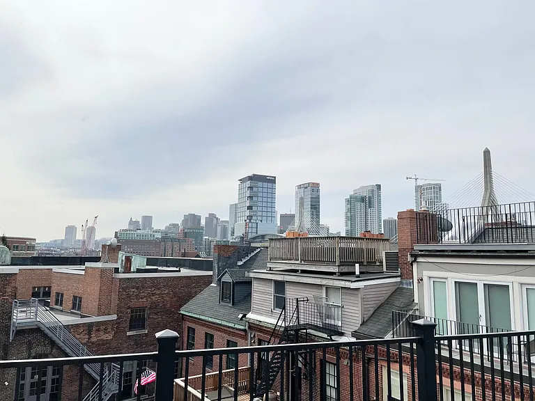13 Harvard St #2 — Photo 18