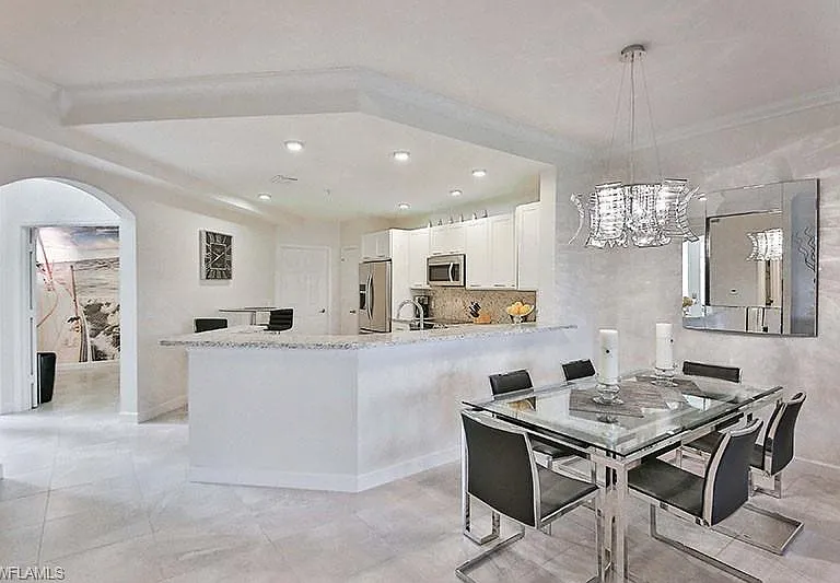 Horizon Ln — Photo 3