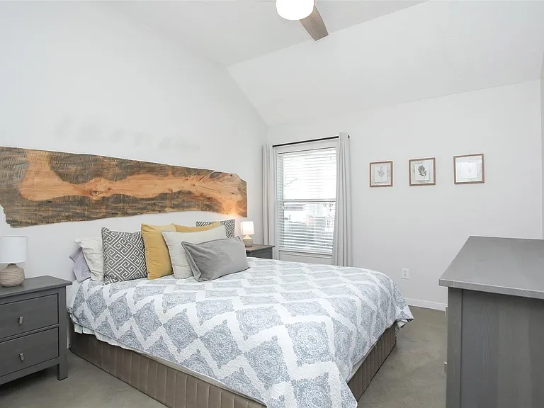 12802 Magnolia Arbor Ct — Photo 23