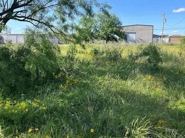 7594 Violet St #31-32, San Angelo, TX 76901