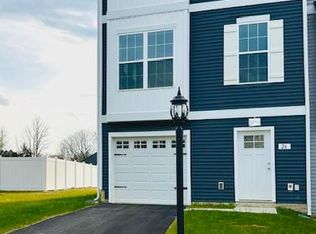 26 Coop Ln, Hanover, PA 17331