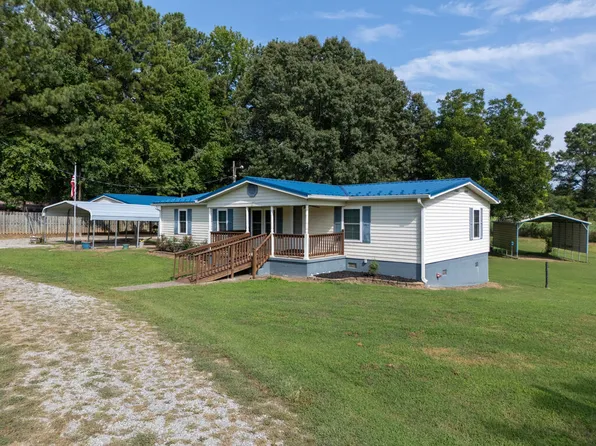 3945 Plank Rd, South Hill, VA 23970