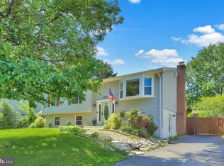 5584 Reardon Ln, Woodbridge, VA 22193