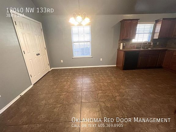 3rd image of 12040 NW 133rd Ter