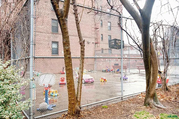 Sold by Akam Sales and Brokerage | media 18