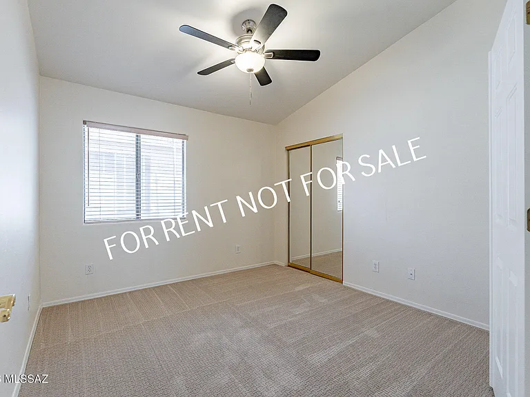 11344 N Gray Boulder Ct — Photo 19