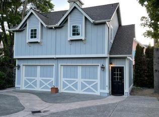 220 Nunan St #B, Jacksonville, OR