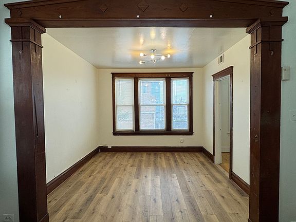3rd image of 4119 S Sacramento Ave #2