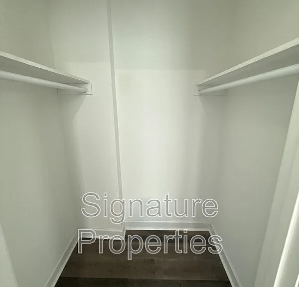 2711 Detroit St #4 — Photo 7